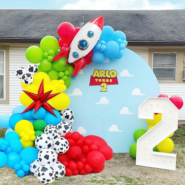Toy Story birthday decoration package with round backdrop