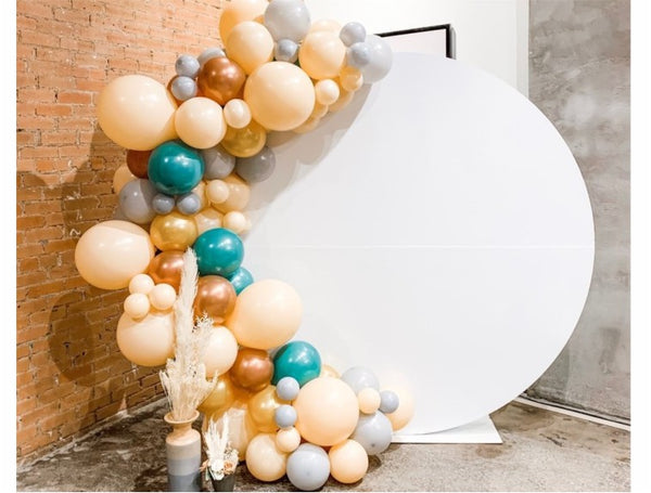 Half Balloons arch with round white backdrop